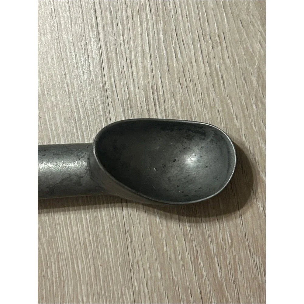 Zeroll Vintage 7in #4 Metal Ice Cream Scoop Authentic Vintage Zeroll